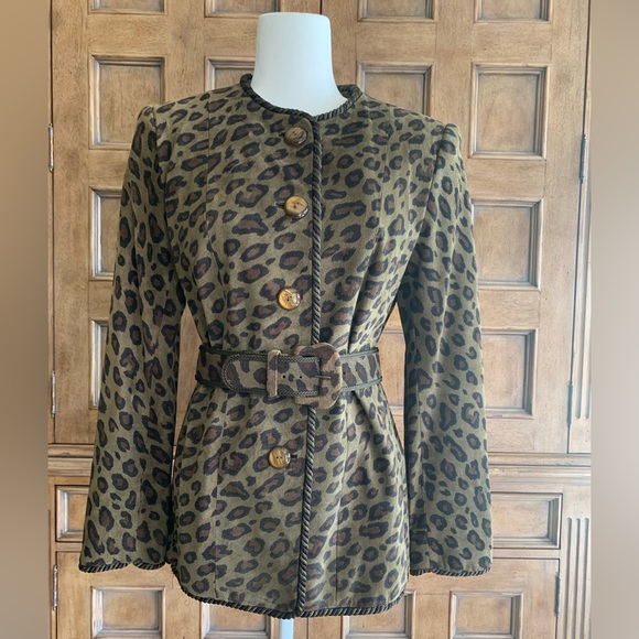 Beautiful suede leather jacket with matching belt - Picture 1 of 6